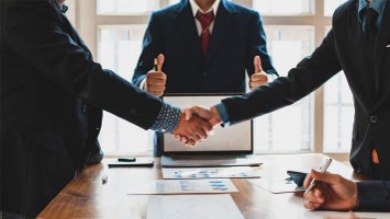 Negociaciones Efectivas y Manejo de Conflictos