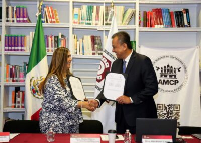 Firma de convenio con la Asociación Mexicana de Contadores Públicos Colegio Profesional en Puebla A.C.