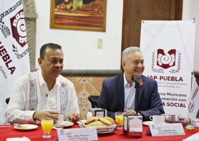 Encuentro entre los Titulares del IAP Puebla e ISAP