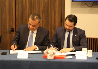 Firma de convenio con la Cámara Nacional de la Industria de Transformación del Estado de Puebla
