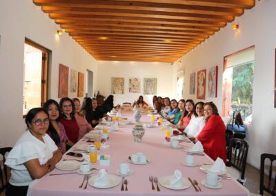 Celebración a las madres y mujeres del IAP Puebla