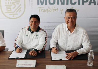 Convenio de colaboración institucional con el Presidente Municipal de Cuautlancingo