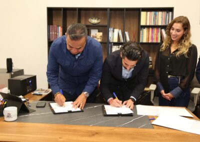 Convenio de Colaboración entre el IAP Puebla y el Instituto Poblano de Asistencia al Migrante